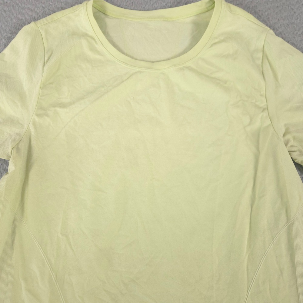 Fabletics Short Sleeve Tee in Pale Yellow